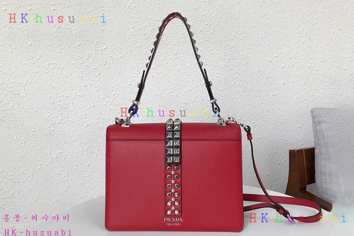 �ڹ̷��ޡ� ����� ���͵� �ΰ�  ����� PR 1BA179-3