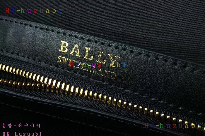 �ڹ̷��ޡ� �߸� �Ż� ���� BL366950-2