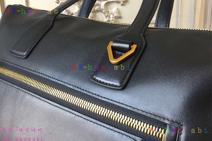 �ڹ̷��ޡ� �߸� �Ż� �������� BL85088