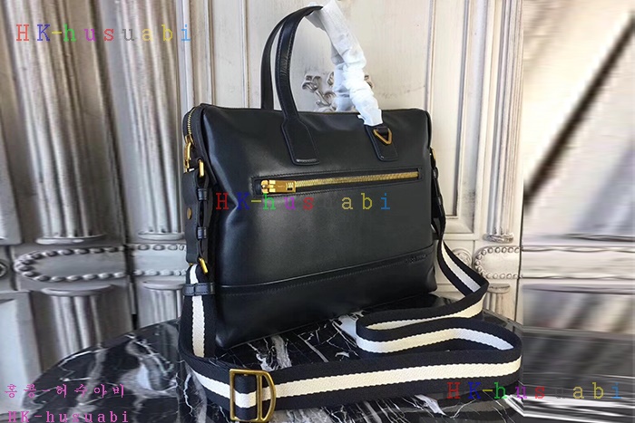 �ڹ̷��ޡ� �߸� �Ż� �������� BL85088