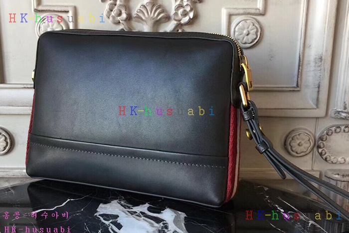 �ڹ̷��ޡ� �߸� ������ Ŭ��ġ�� BL48088