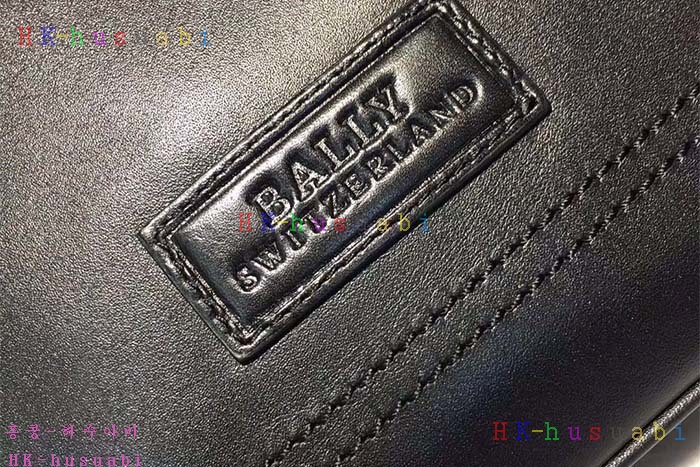 �ڹ̷��ޡ� �߸� ������ ũ�ν��� BL550170-2