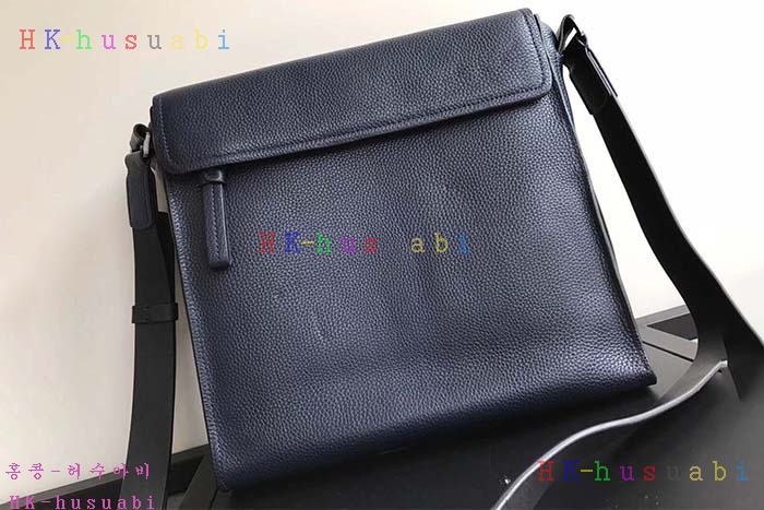 �ڹ̷��ޡ� �߸� ������ ũ�ν��� BL766950