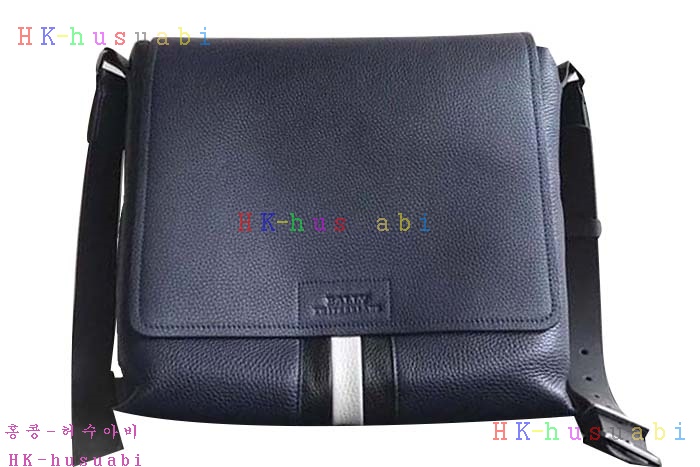 �ڹ̷��ޡ� �߸� ������ ũ�ν��� BL766950