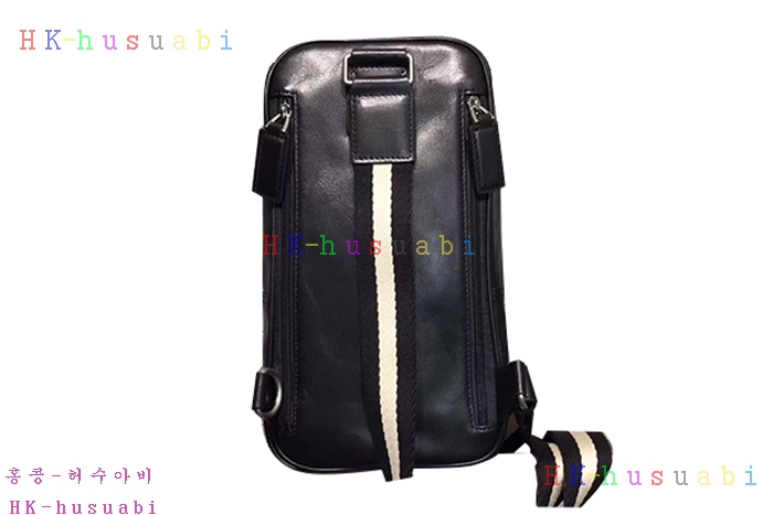 �ڹ̷��ޡ� �߸� ������ ũ�ν��� BL580170-12A-2