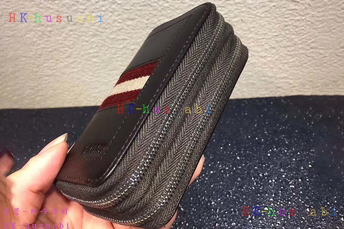 �ڹ̷��ޡ� �߸� Ű����  BL54091150K