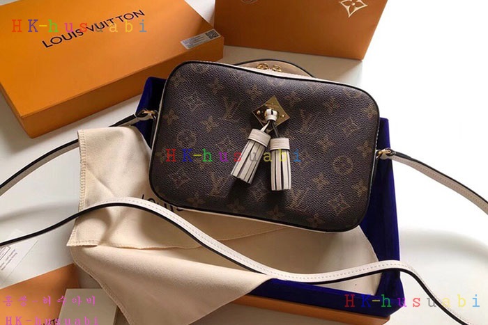 �ڹ̷��ޡ� ���̺��� Saintonge M43559