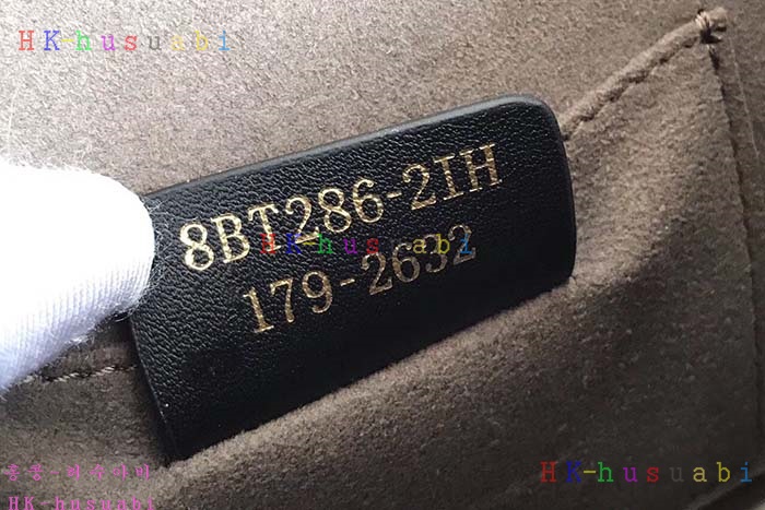 �ڹ̷��ޡ���� ĭ���� �����  FD6558120-4