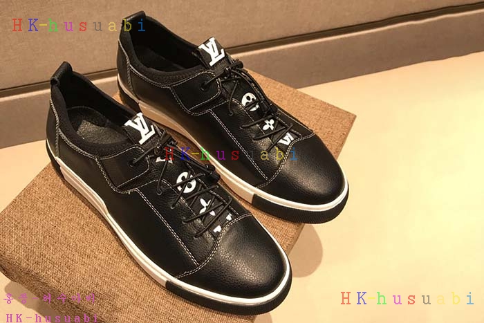 NEW 2018SS ���̺��� ������ ����Ŀ�� LV777411