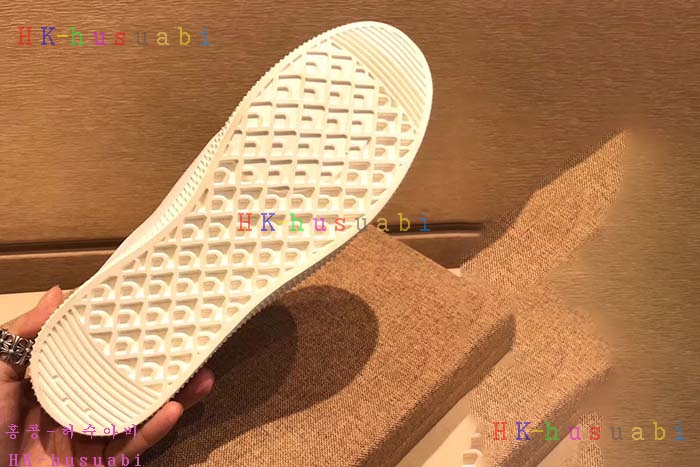 NEW 2018SS ���� ������ ����Ŀ�� GU784440