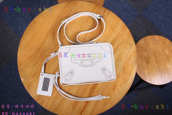 NEW 2018SS �߷��þư� �Ż� ũ�ν��� BL85443