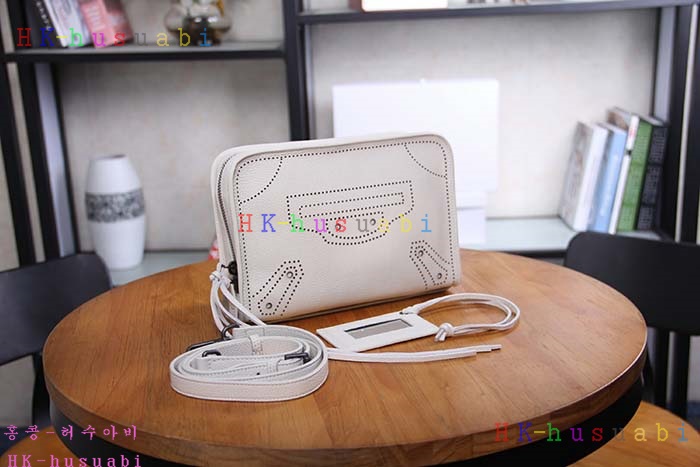 NEW 2018SS �߷��þư� �Ż� ũ�ν��� BL85443