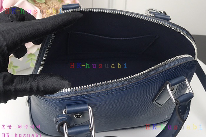 �ڹ̷��ޡ� 2018SS ���̺��� �˸� BB  M40301