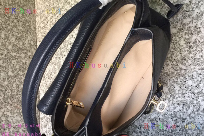 �ڹ̷��ޡ� 2018SS  �߷�Ƽ�� �����͵� Ʈ���� ��Ʈ�� V3122#