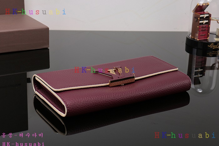 �ڹ̷��ޡ� ���̺��� īǶ��  ���� M62368