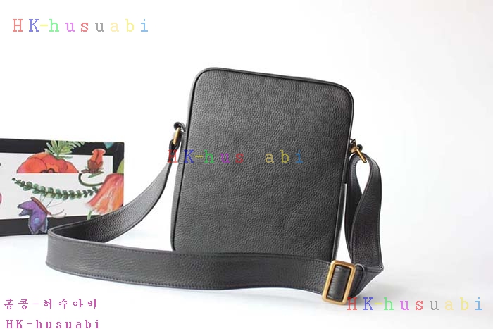 �ڹ̷��ޡ� 2018SS ���� ����Ʈ ũ�ν��� GU 523591-2