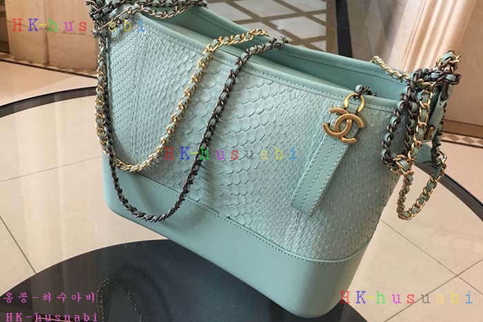 �ڹ̷��ޡ� 2018SS ���� ���긮�� ȣ���� CH A93824-4