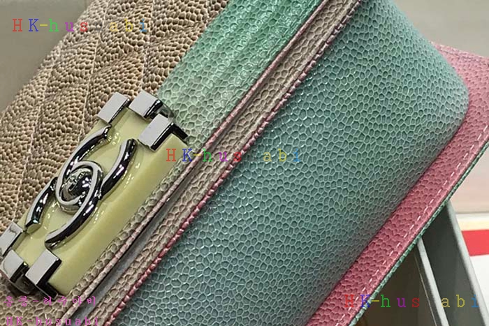 �ڹ̷��ޡ� 2018SS ���� ���̹� CH 67085