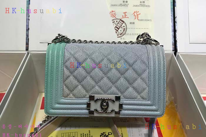 �ڹ̷��ޡ� 2018SS ���� ���̹� CH 67085-2