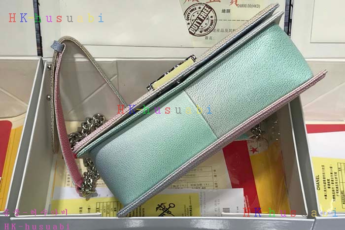 �ڹ̷��ޡ� 2018SS ���� ���̹� CH 67086