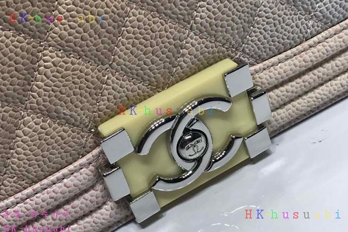 �ڹ̷��ޡ� 2018SS ���� ���̹� CH 67086