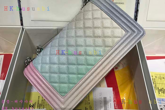 �ڹ̷��ޡ� 2018SS ���� ���̹� CH 67086-2