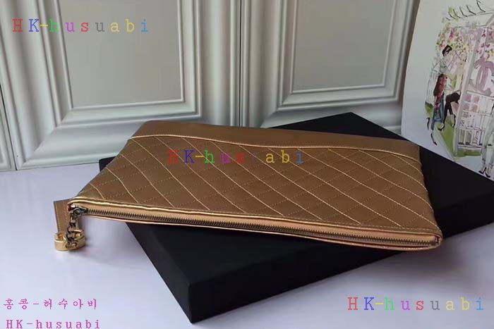 �ڹ̷��ޡ� 2018SS ���� ���긮�� Ŭ��ġ�� CH A84288