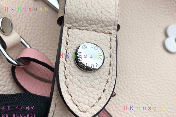 �ڹ̷��ޡڷ��̺���  ���� ��Ŷ�� M53081