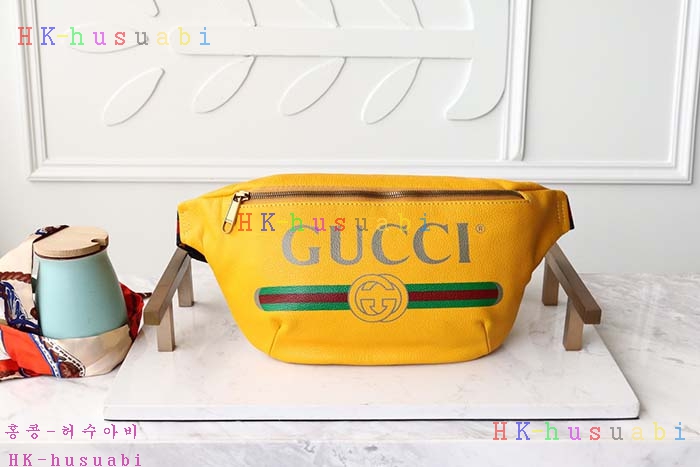 NEW 2018SS  ���� ��Ʈ�� ���� GU 493869-2