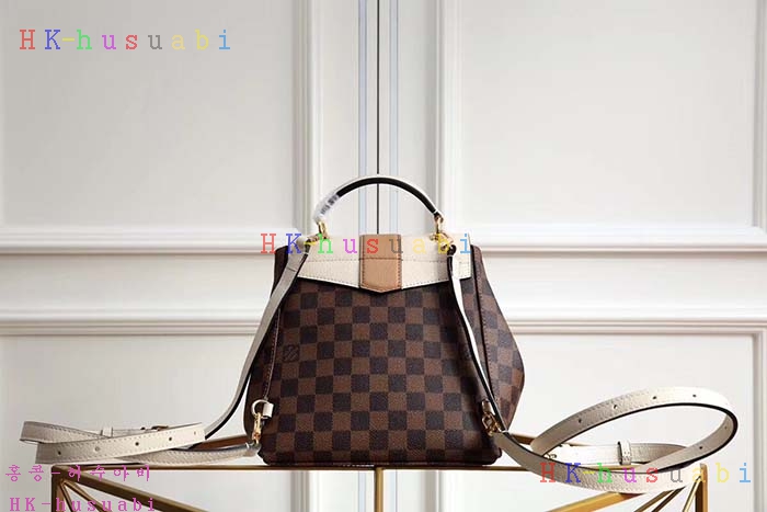 �ڹ̷��ޡ� 2018SS ���̺��� Ŭ��ư ���� N42259