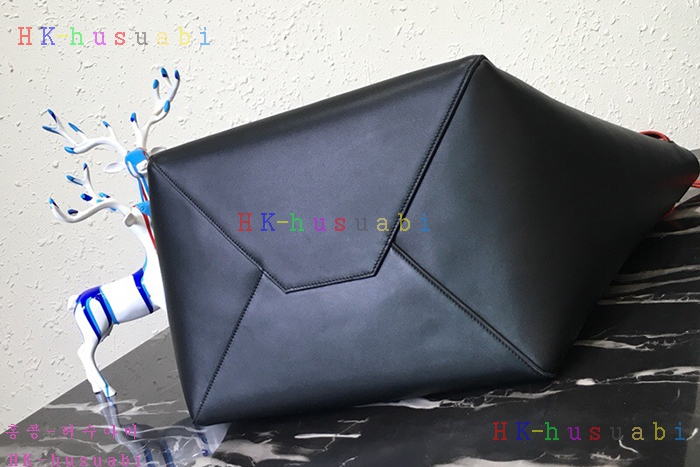 �ڹ̷��ޡ� ������ ī�ٽ� ���� ����� CL 176023-3