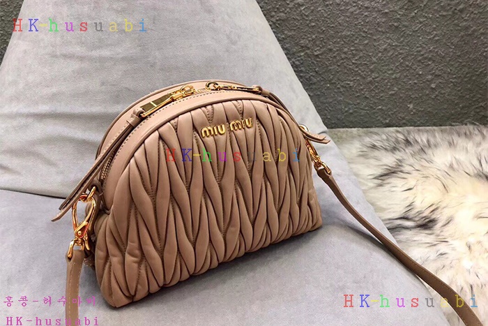 �ڹ̷��ޡ� 2018SS �̿�̿� ��Ʋ�� ����� MU 5BH092-2