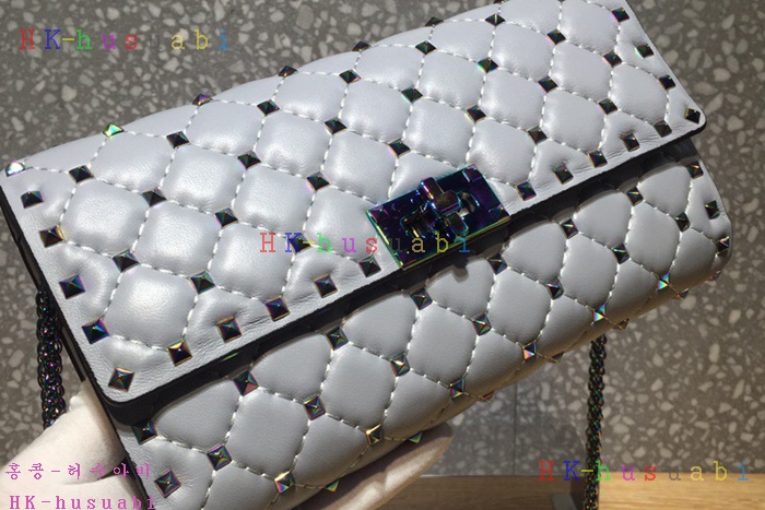 �ڹ̷��ޡ� �߷�Ƽ�� �����͵� ü�ι�  V 0137-7