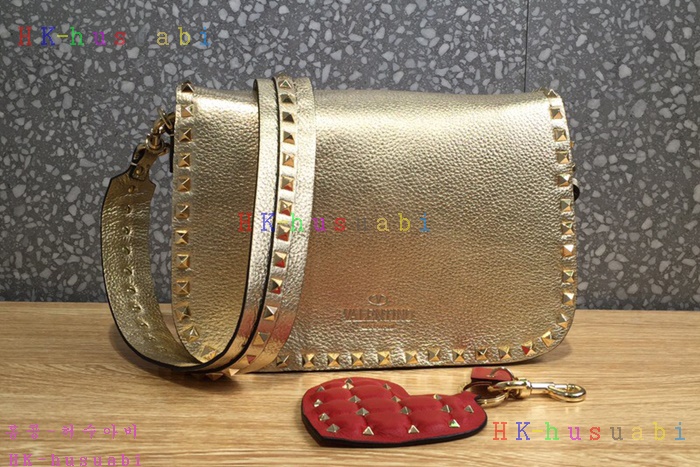 �ڹ̷��ޡ� �߷�Ƽ�� �����͵� ũ�ν��� V 0936B-4