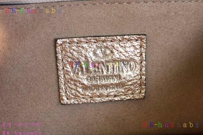 �ڹ̷��ޡ� �߷�Ƽ�� �����͵� ũ�ν��� V 0936B-6