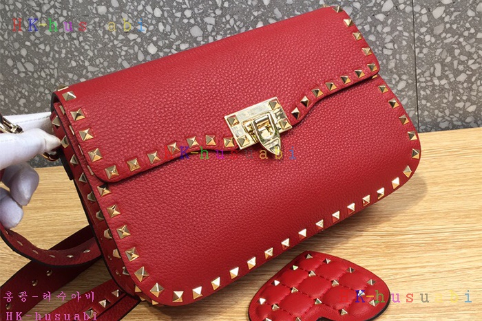 �ڹ̷��ޡ� �߷�Ƽ�� �����͵� ũ�ν��� V 0936B-2