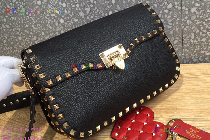 �ڹ̷��ޡ� �߷�Ƽ�� �����͵� ũ�ν��� V 0936B-3