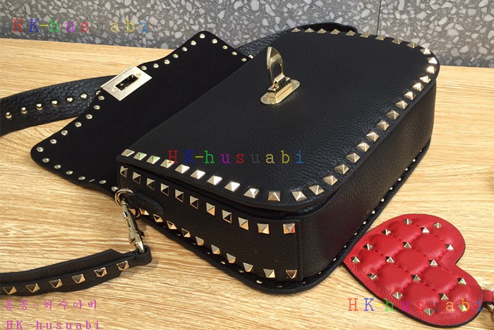 �ڹ̷��ޡ� �߷�Ƽ�� �����͵� ũ�ν��� V 0936B-3