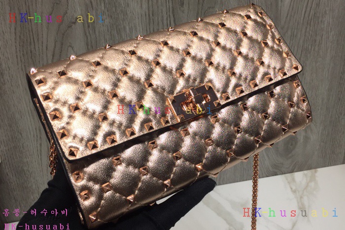 �ڹ̷��ޡ� �߷�Ƽ�� �����͵� ü�ι�  V 0137-6