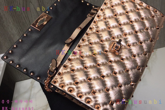 �ڹ̷��ޡ� �߷�Ƽ�� �����͵� ü�ι�  V 0137-6