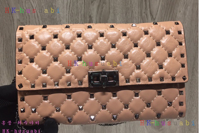 �ڹ̷��ޡ� �߷�Ƽ�� �����͵� ü�ι�  V 0137-5