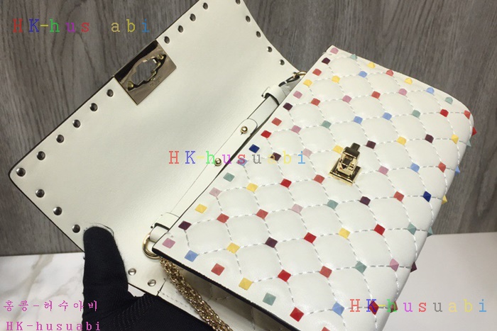 �ڹ̷��ޡ� �߷�Ƽ�� �����͵� ü�ι�  V 0137