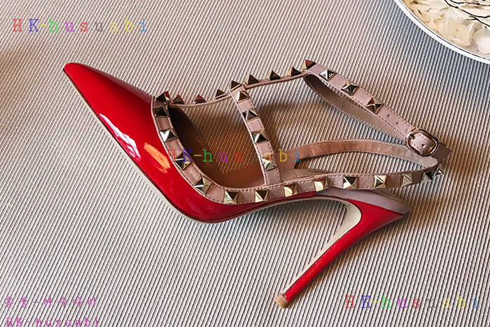 NEW 2018SS �߷�Ƽ�� ���͵��� V 695452