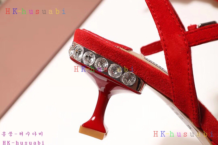 NEW 2018SS �̿�̿� ������ �Ź� MU 658812