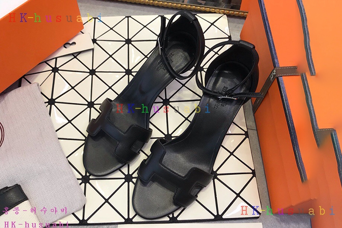 NEW 2018SS �����޽� ������Ź� H 952253