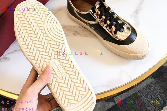 NEW 2018SS �߸� ������ �Ź� B 99651