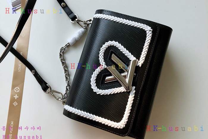 �ڹ̷��ޡ� ���̺��� Ʈ����Ʈ�� M50282