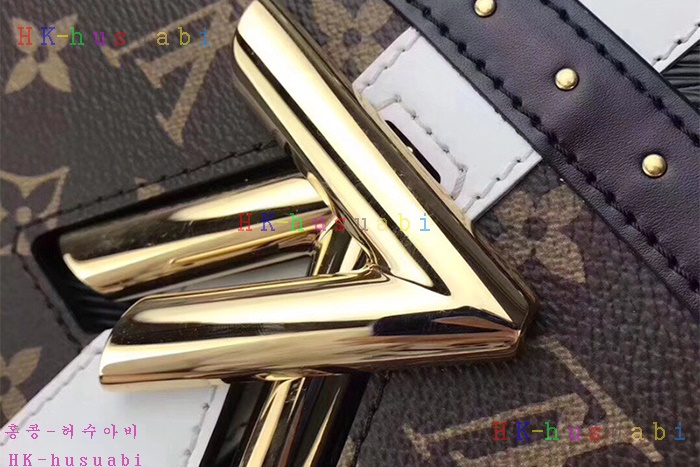 �ڹ̷��ޡ� ���̺��� Ʈ����Ʈ ���Թ� M43629-3