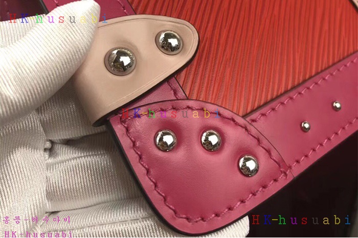 �ڹ̷��ޡ� ���̺��� Ʈ����Ʈ ���Թ� M43629-5