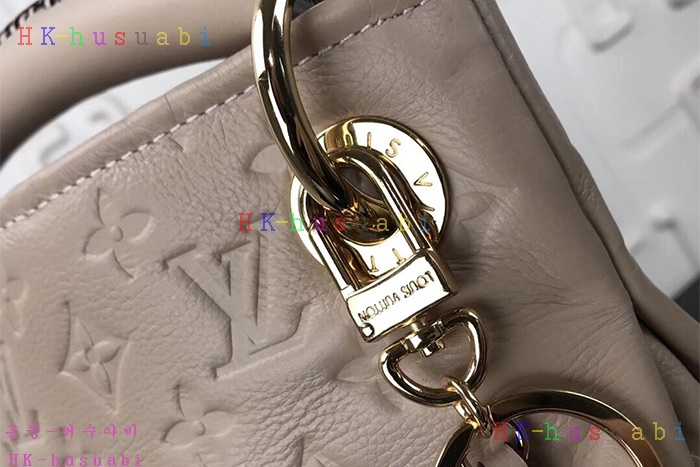 �ڹ̷��ޡ� ���̺��� �������� ��ġ M94171